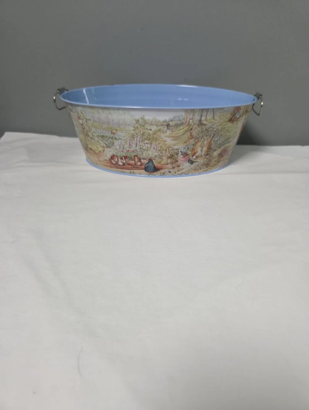 SCHYLLING 1996 Estonia Tin Basket Pail Tub Bucket Oval with Handles